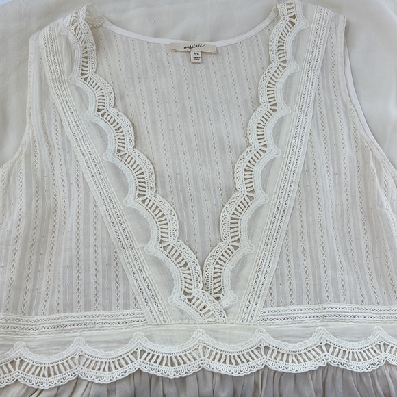 Mystree Lace Trim Deep V Dress - Picture 4 of 7